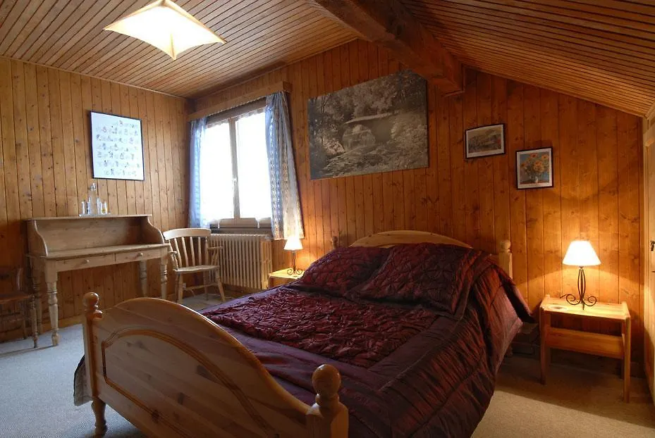 Chambre D'Hote L'Etringa Chatel Bed & Breakfast